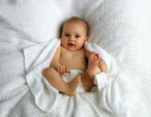 На фото: фимоз у младенцев - не патология